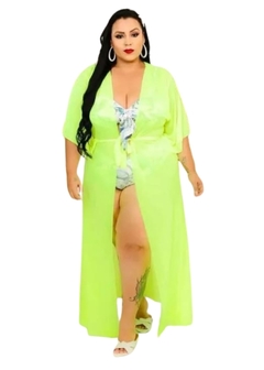 Saída de Praia Longa Plus Size na internet