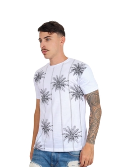 Camiseta Masculina Estampada na internet