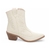 Bota Off White Texana Bordada Country Cano Baixo - Melvie  - scarpin, botas, sandálias para todos os estilos!