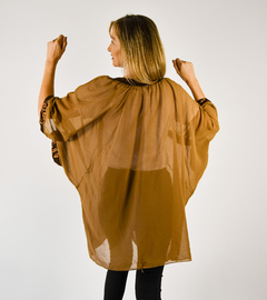 BLUSA ANTO en internet