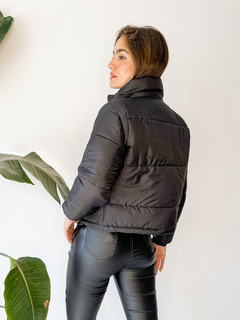 CAMPERA LOLA en internet