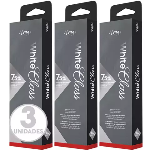 Caixas do Clareador Dental Whiteness Class 7,5% da FGM, com três unidades.