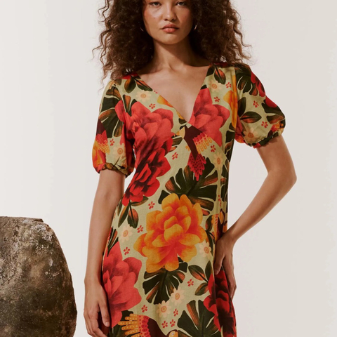 VESTIDO LONGO DECOTADO/ MANGA BUFANTE