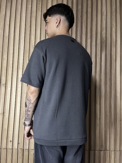 REMERA OVERSIZE FARENHEITE - zavage