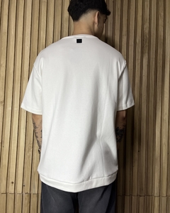 REMERA OVERSIZE FARENHEITE - comprar online