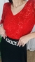 Faja elastizada Victoria con cadena y apliques de strass en dorado, ideal para destacar en cualquier evento con elegancia y estilo.
