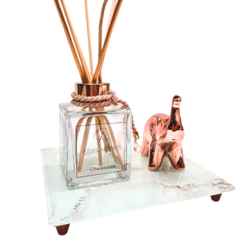 Kit aromatizador e elefante decorativo