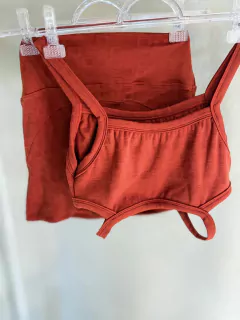 CONJUNTO TERRA , TOP COM RECORTES QUE VALORIZAM na internet