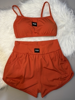 Conjunto shorts curto com top costas nua - comprar online