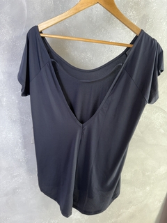 Blusinha no poliamida com decote nas costas - comprar online