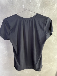 Camiseta com bolso no poliamida na internet