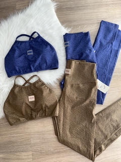 Imagem do Conjunto de calça texturizado no poliamida ( mais cores)
