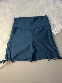 Shorts com empina bumbum e regulagem na lateral - comprar online