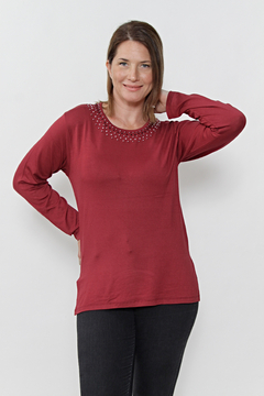 REMERA BASE MANGA LARGA BORD PERLAS DEGRADE EN CUELLO 4985