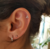 Piercing para Cartilagem Triângulo Vazado em Aço inoxidável