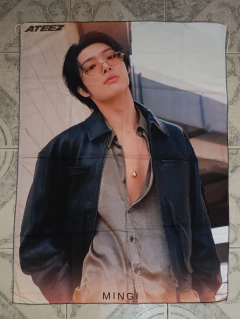 Banderas ATEEZ en internet