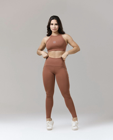 CONJUNTO DE CALÇA E TOP FRENTE UNICA