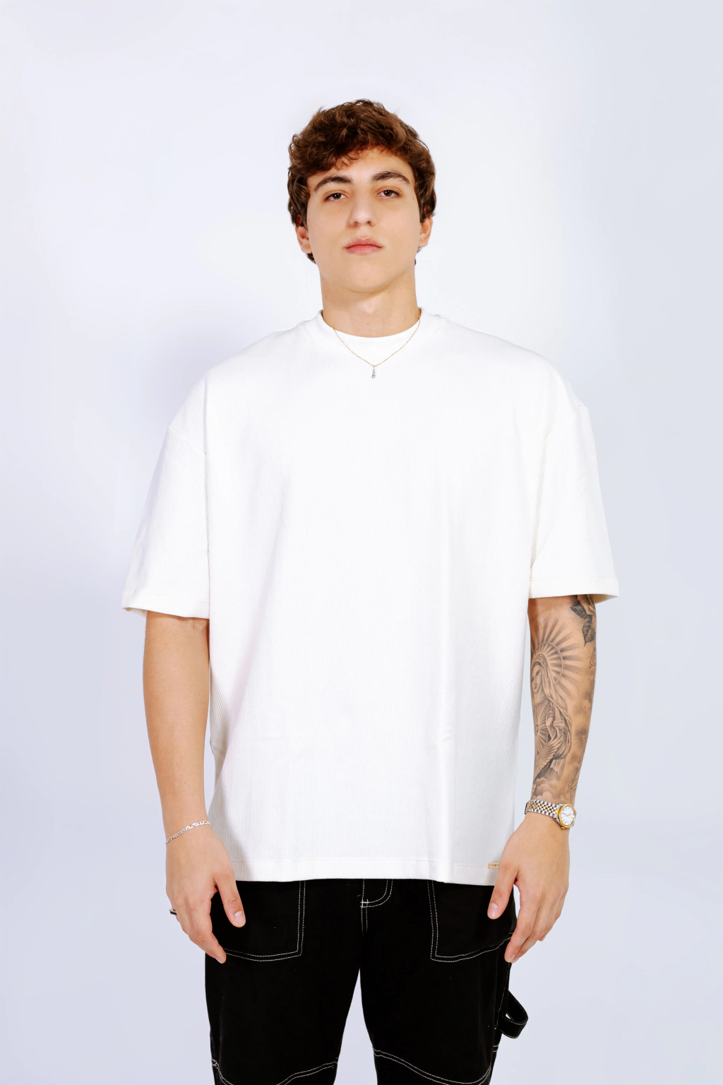 Camiseta Oversized Pure Elegance
