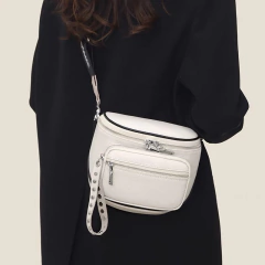 Bolsa Transversal Tipo Pochete Ref. 116 - Bella YY