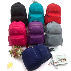 Mochila Feminina em Nylon
