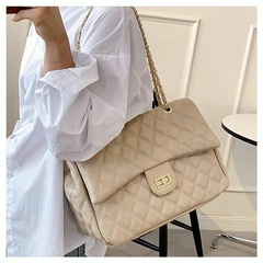 Bolsa Grande com Alça de Corrente Ref. 2213 - comprar online
