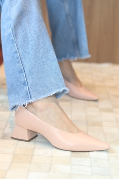 Scarpin Rose na internet