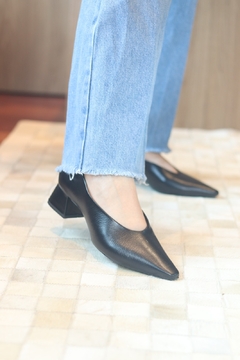 Scarpin Preto na internet