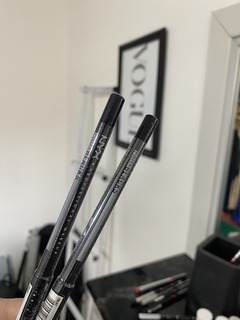 NYX PROFESSIONAL MAKEUP Lápiz delineador de ojos Faux Blacks