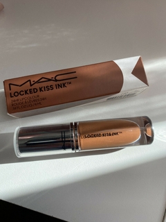 Labial MAC Kiss Ink Locked TONO 65 POSH - comprar online