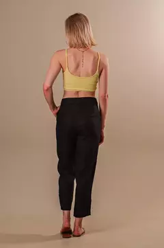 Calça Pantacourt - Preto na internet