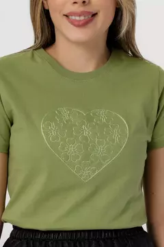 T-shirt com bordado - Verde oliva na internet