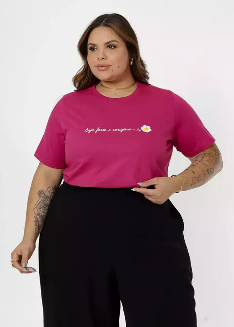 T-shirt Plus Size bordado - Rosa Fúcsia