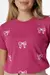 T-shirt com estampa e aplicação em pérolas - Rosa Fúcsia - comprar online