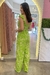 Macacão Longo Estampado Verde Patrícia na internet