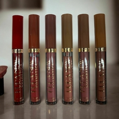 SET DE LABIALES HUDA KAROL G - comprar online
