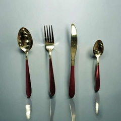 Set de cubiertos en internet