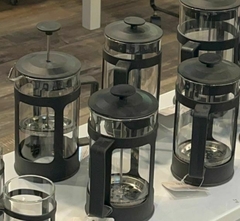 CAFETERA CON EMBOLO