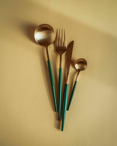 SET DE CUBIERTOS PREMIUM
