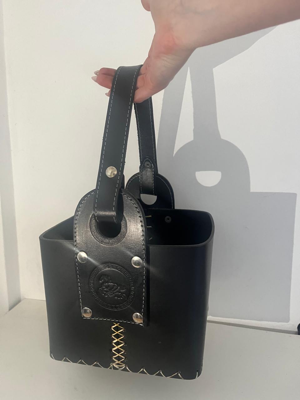 Canastas, bolsos y portamates
