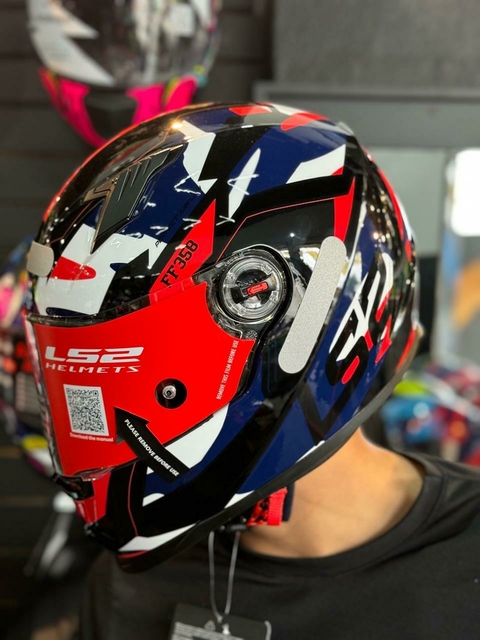 LS2 FF358 TANK CAMUFLADO AZUL E VERMELHO