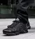 Nike Air Max Plus Triple Black en internet