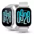 Dois smartwatches Redmi Watch 5 Active com mostrador digital exibindo a data e hora em azul em um fundo preto, acompanhado de uma pulseira prateada.