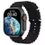 Smartwatch N10 Ultra preto com tela de 2,01 polegadas mostrando a imagem da Terra e pulseira preta com design furado