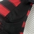 Camisa de torcedor do Flamengo, modelo I 25/26, nas cores preta e vermelha, com listras horizontais e logo do clube.