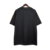 Camisa do Santos, edição comemorativa retrô, vista de trás, com detalhes em preto e amarelo