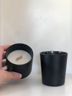 Vela vaso vidrio negro en internet