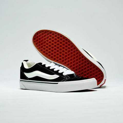 Vans KNU