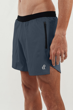 shorts curto de corrida cinza