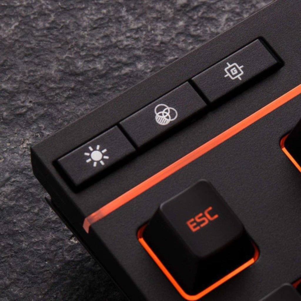 Teclado gamer hyperx alloy core rgb qwerty anti-ghosting