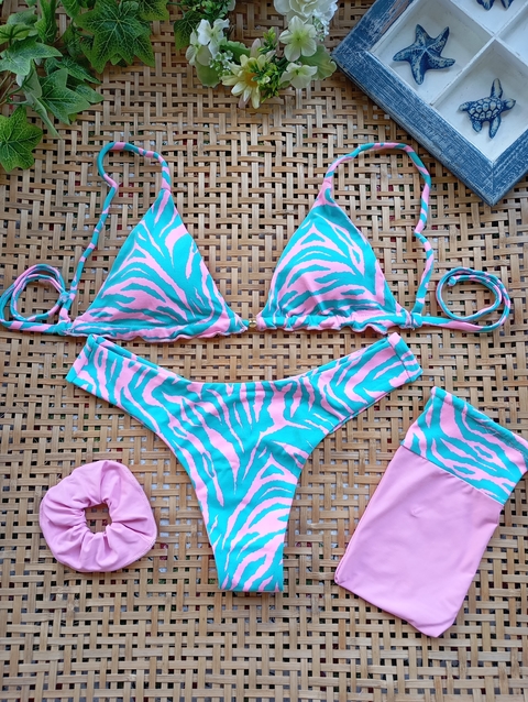 Biquíni COZUMEL Cortininha com Asa Delta Fio Duplo Zebra Rosa e Verde Água - comprar online